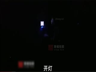 午夜入室小偷劫财又劫色打晕老公无套爆操女主内射